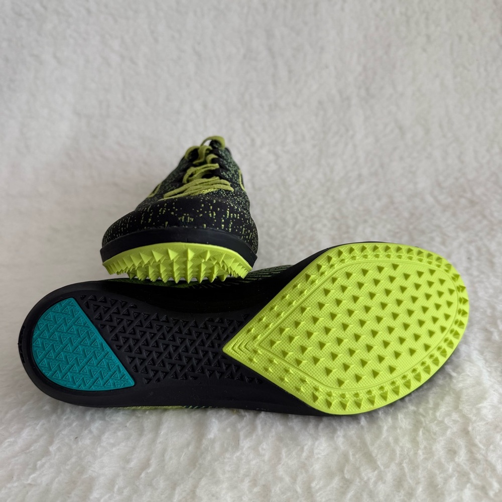 Brooks Men's Spikeless Green and Black Running Shoes, Size 6.5 Medium/D - Picture 9 of 11